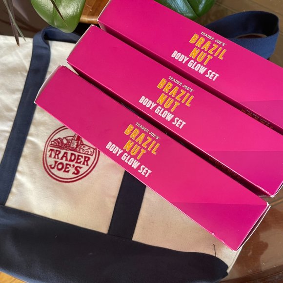 Trader Joe's Brazil Nut Body Glow *NEW* 4 Product(Mist, Butter, Scrub and Wash) - Picture 3 of 5